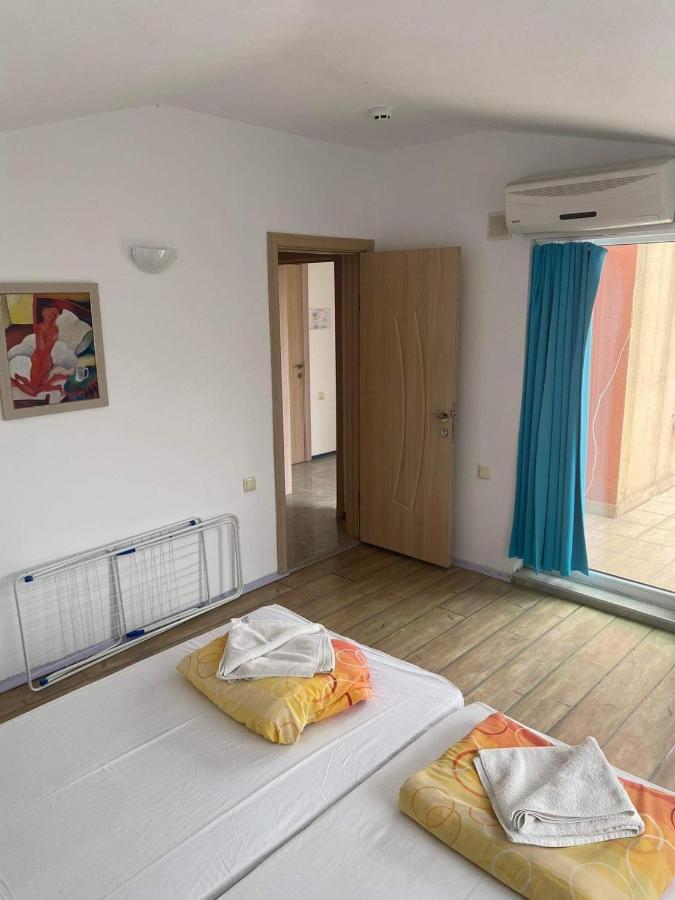 Safo Apartments And Rooms Созополь Экстерьер фото