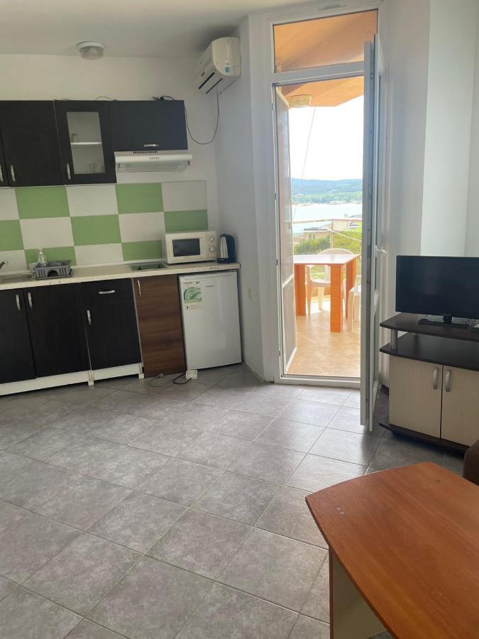 Safo Apartments And Rooms Созополь Экстерьер фото