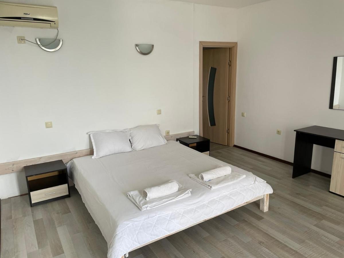 Safo Apartments And Rooms Созополь Экстерьер фото